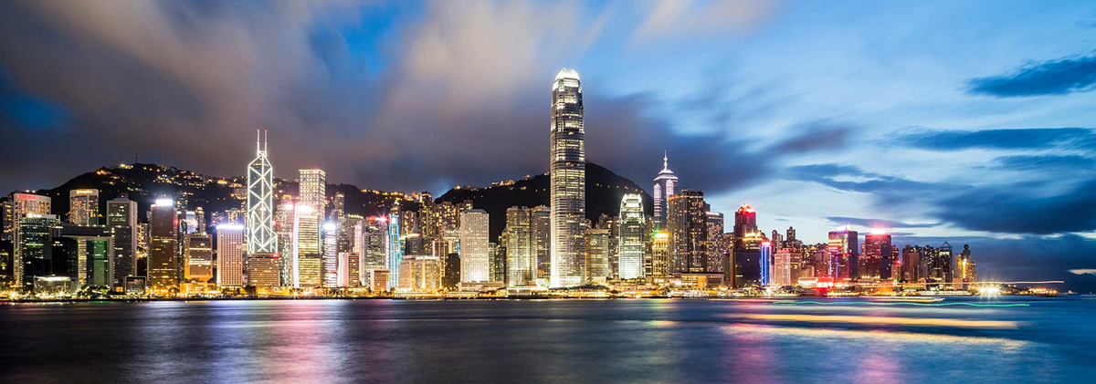 Hong-Kong-skyline-at-night